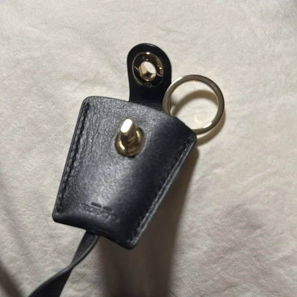 Brand New Shiny Black Coach Purse - Picture 4 of 13